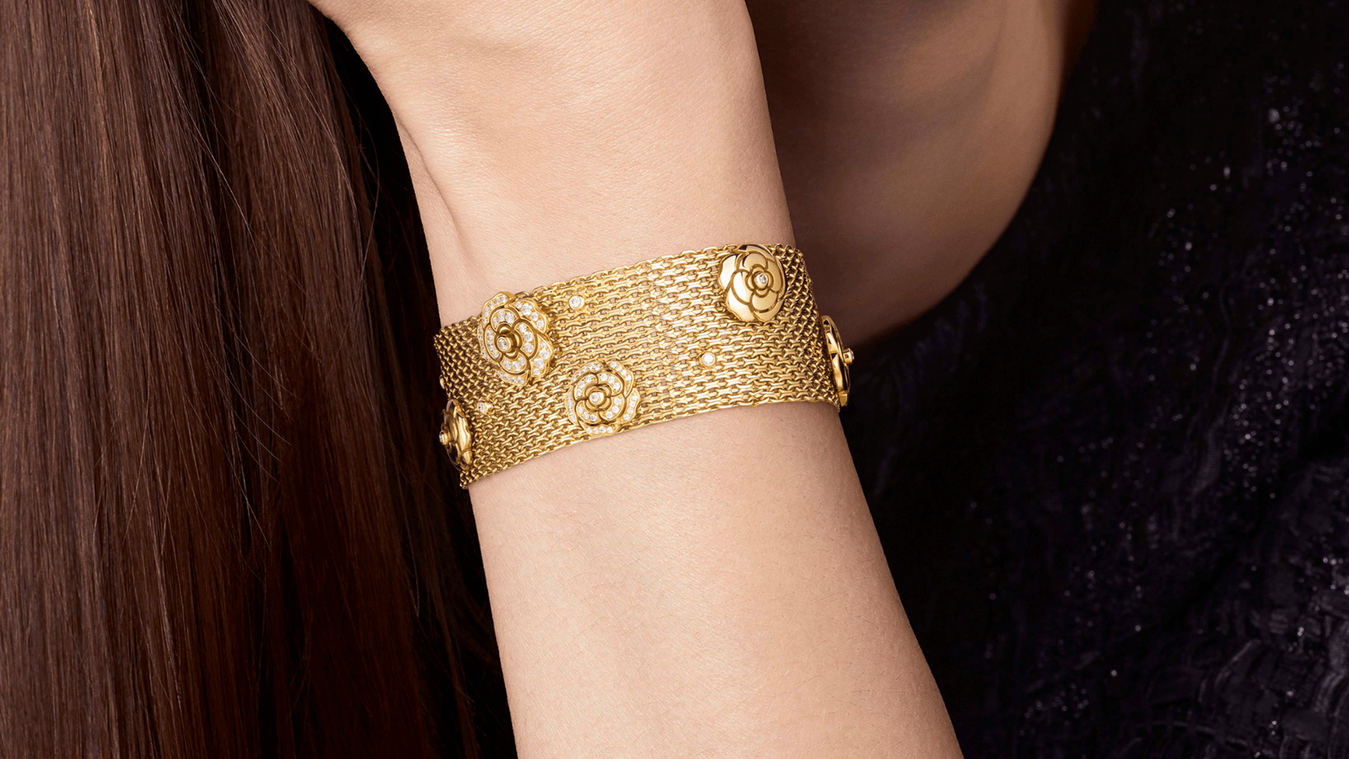 Chanel 2025 gold bracelet