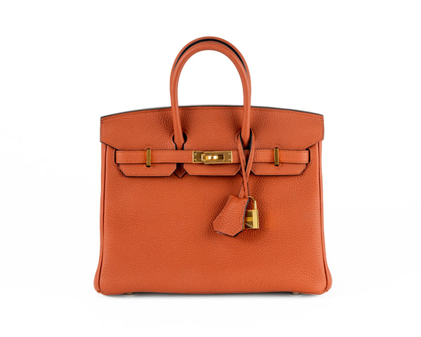 💼 Hermès' Resilience: Strong Sales Amidst Luxury Sector Slowdown 🌟