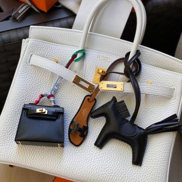 Hermes' Approach to Product Innovation: Balancing Tradition with Modernity