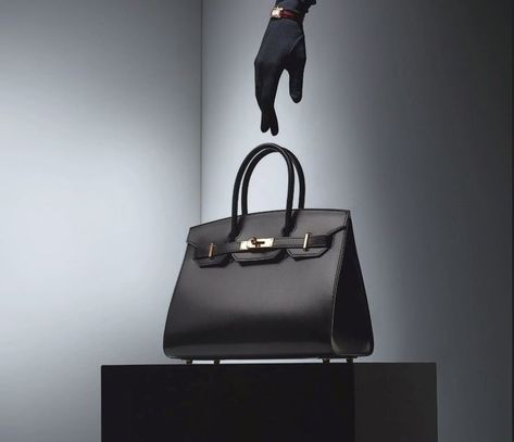 Hermes Birkin Bag in Classic Tan Leather