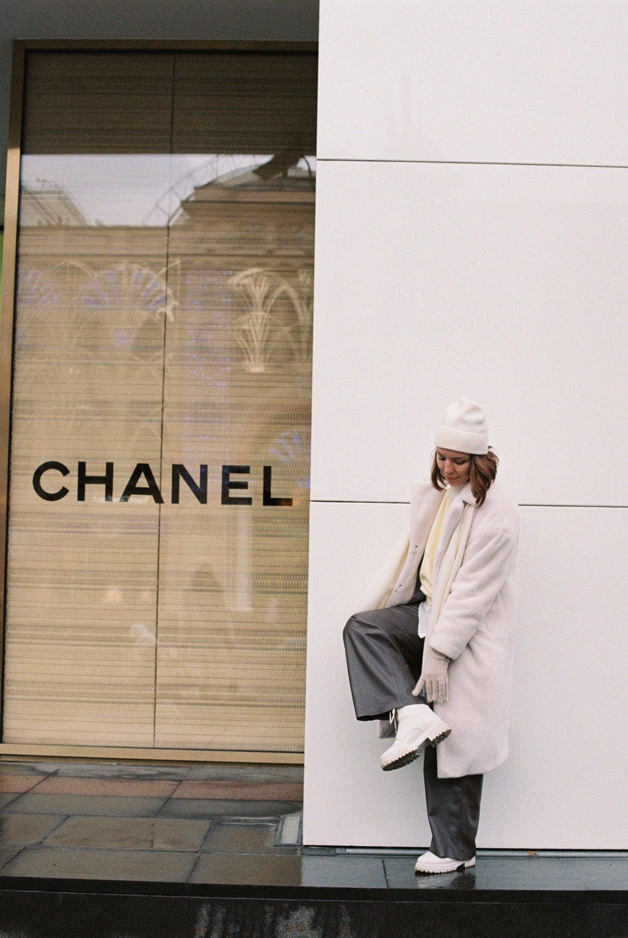Chanel Paris Extra Long Black Enamel Bows Camellia Pearl Earrings