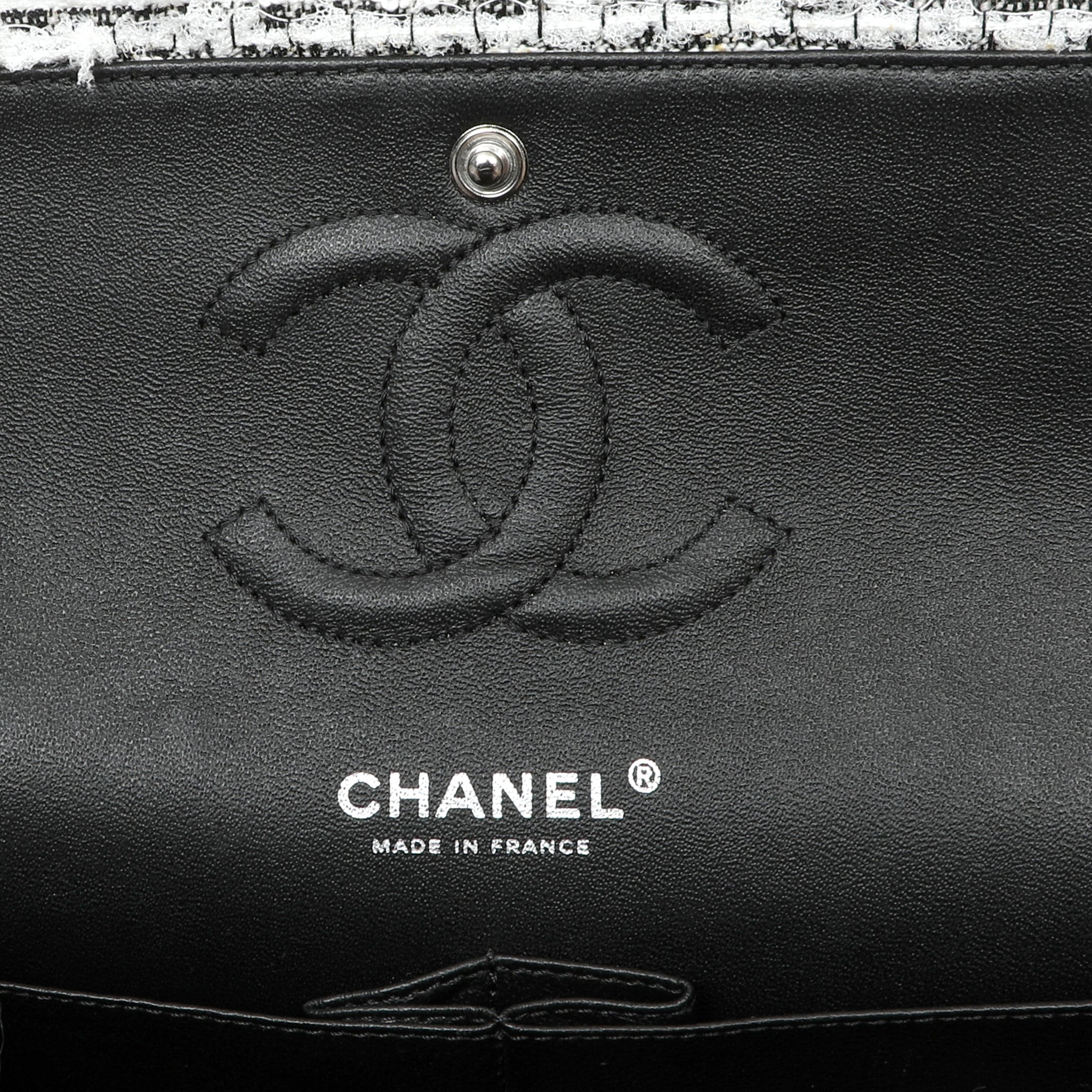 Chanel 2.55 Reissue Med White Black Tweed Garden Charms