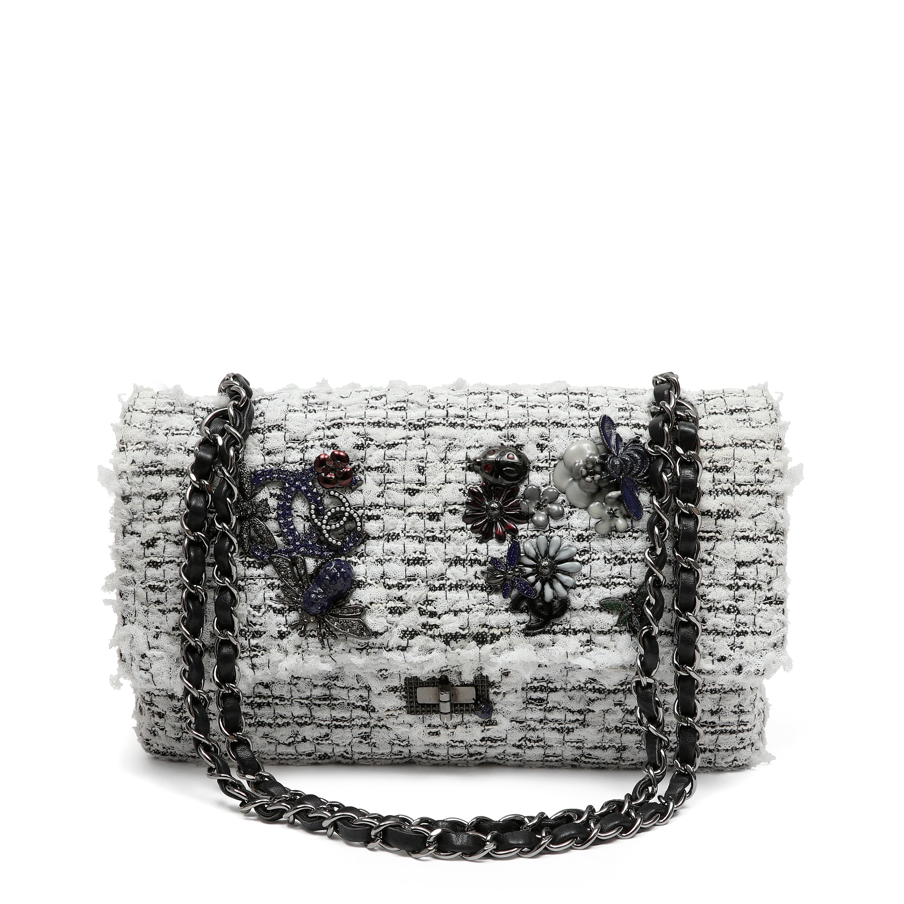 Chanel 2.55 Reissue Med White Black Tweed Garden Charms
