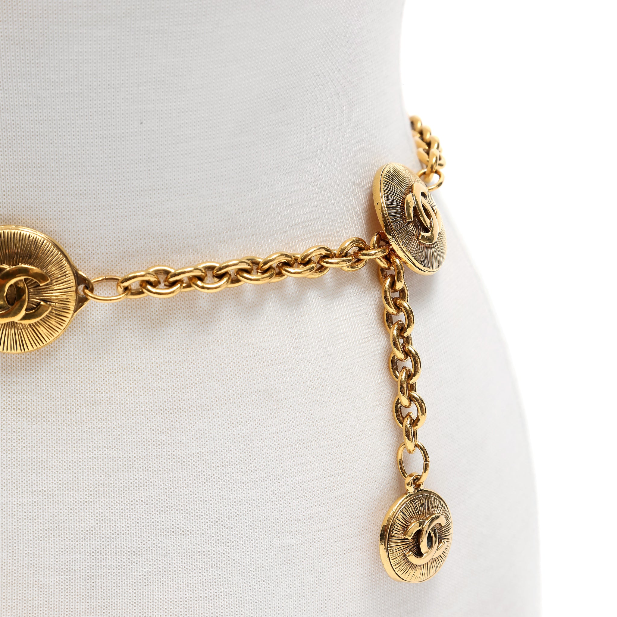 Chanel Vintage Interlocking Sunburst CC Logo Chain Belt
