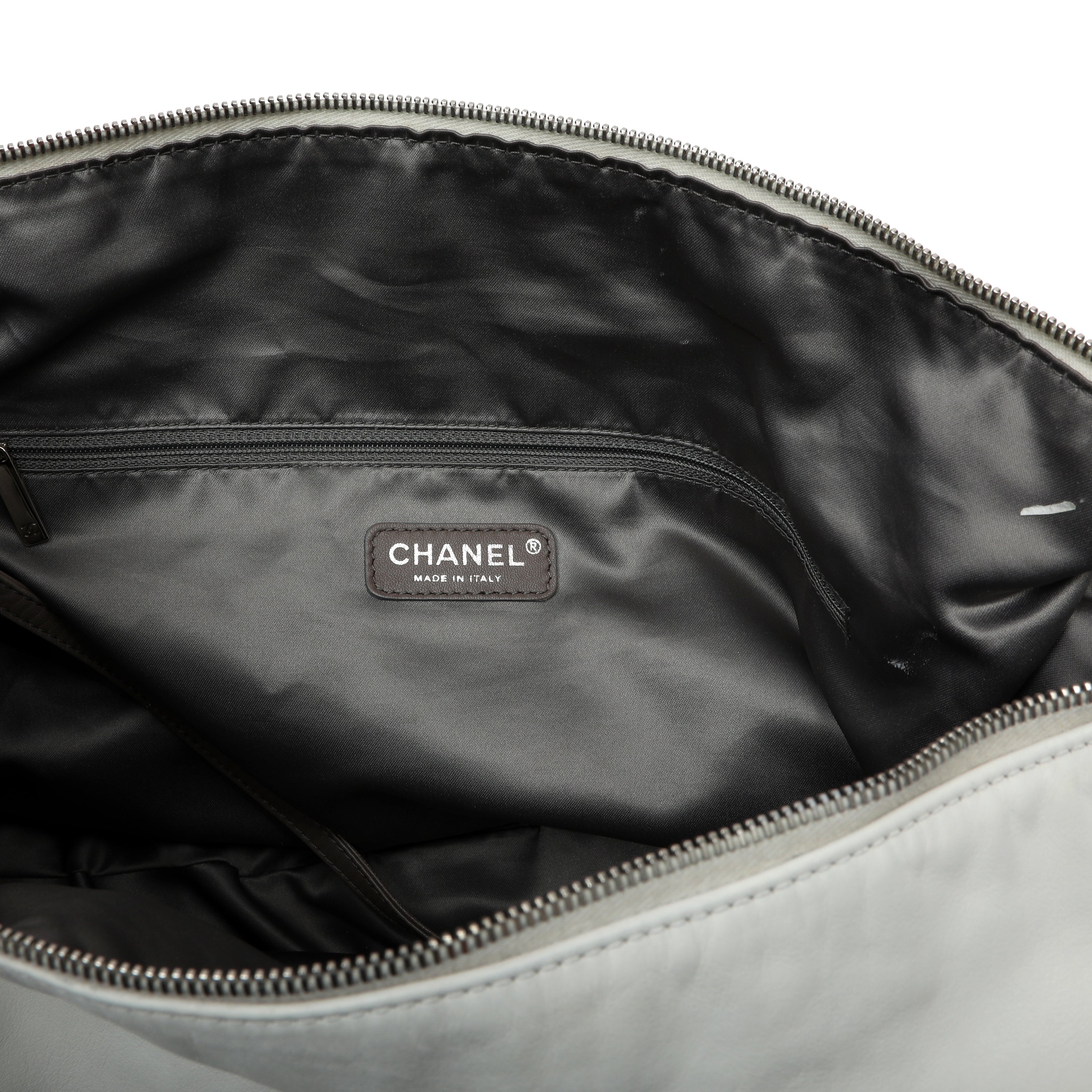 Chanel White Chain Hobo Bag 2008 Cruise Collection Large CC Logo