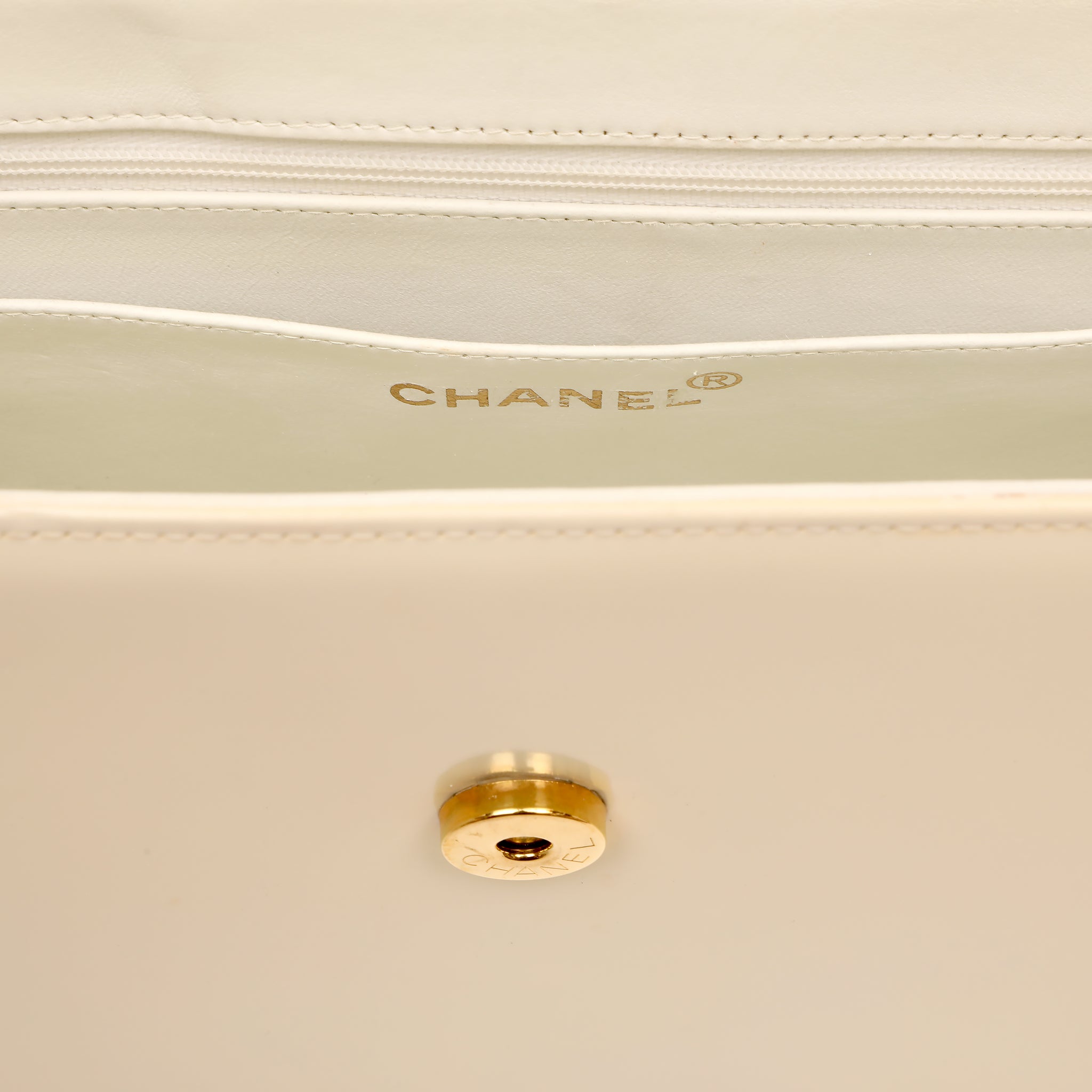 Chanel Vintage Ivory Patent CC Shoulder Bag w GH