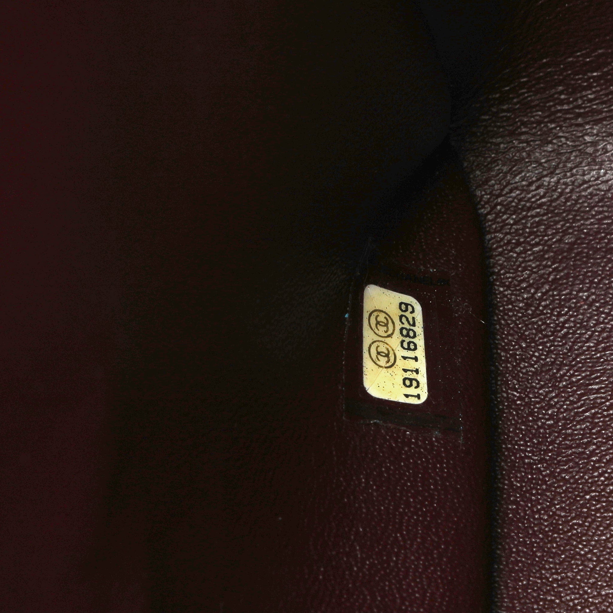 Chanel Black Caviar Maxi Classic w GH 2011