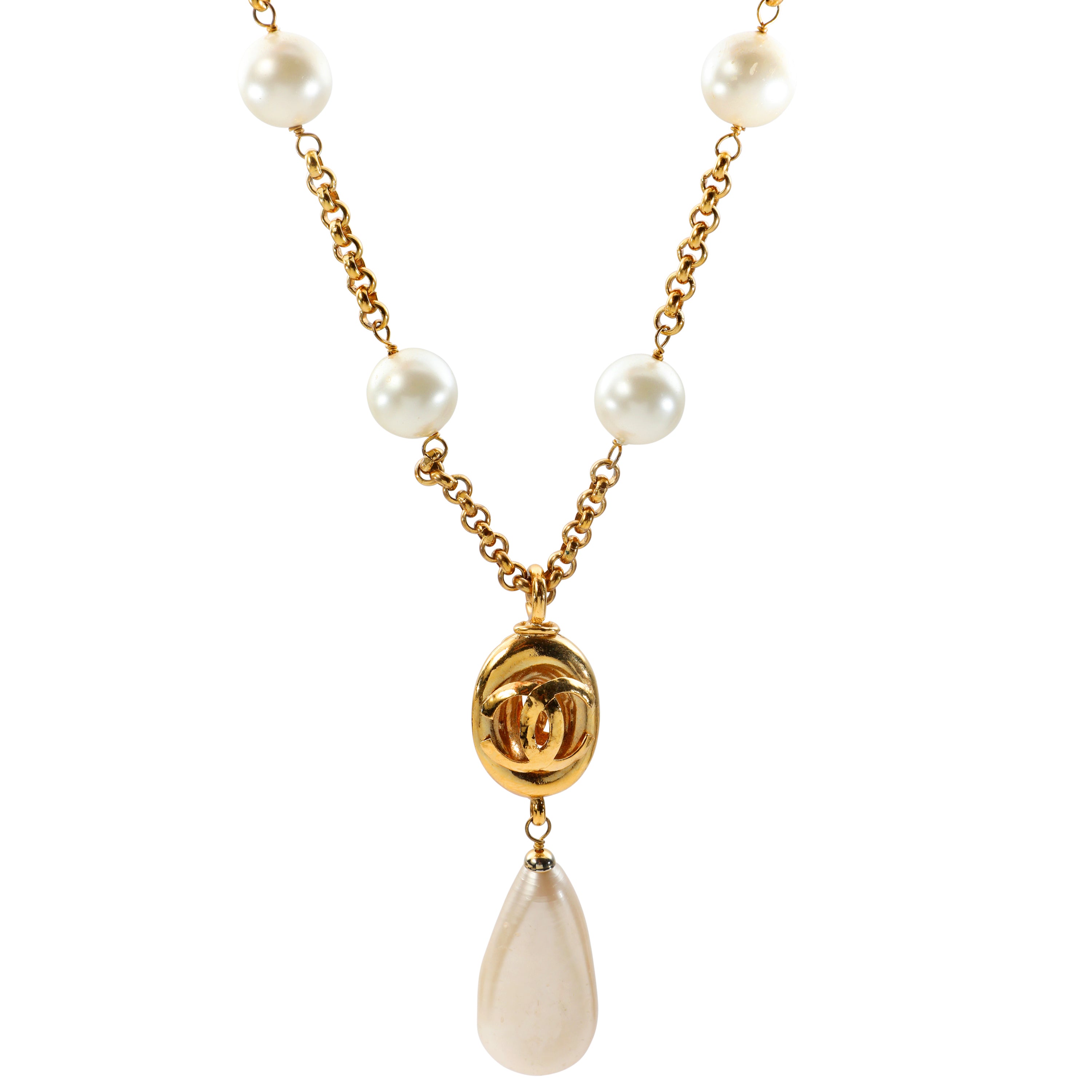 Vintage Chanel Pearl Necklace Gold CC Logo