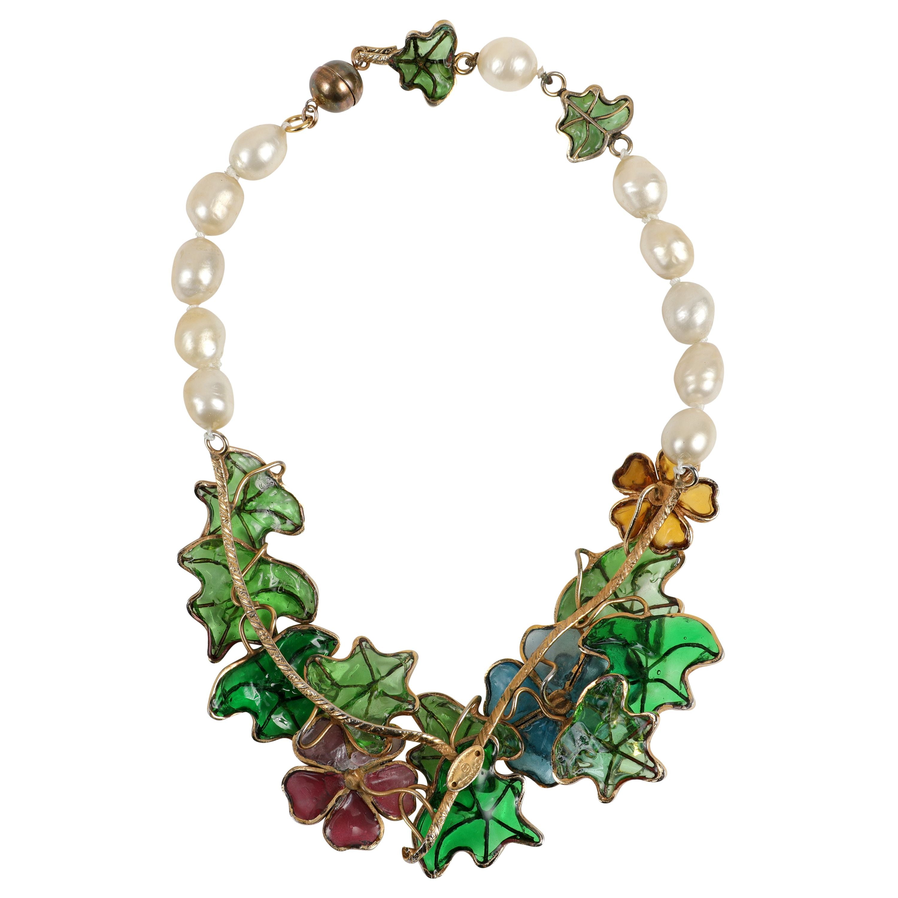 Chanel Vintage Flower & Leaf Gripoix Pearl Choker w/ Gold Hardware