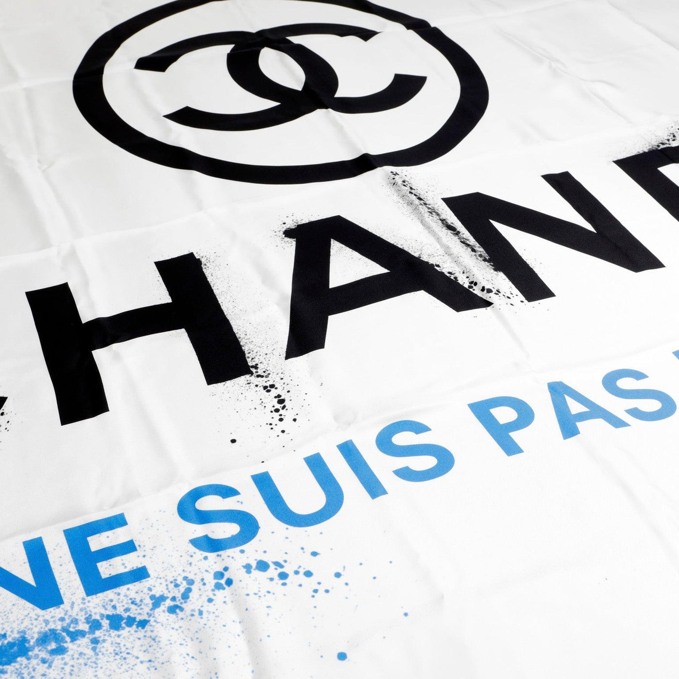 Chanel White Silk Je Ne Suis Pas En Solde Scarf - Only Authentics