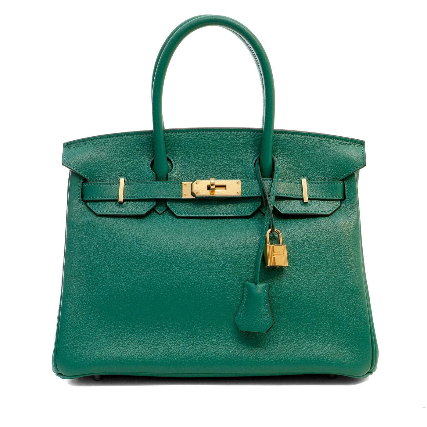 This Emerald Green Evergrain Birkin by Hermès is a magnificent luxury handbag that is in unworn and pristine condition