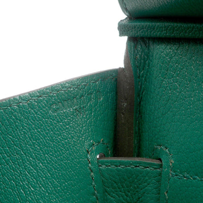 Hermès 30cm Emerald Green Evergrain Birkin with Gold Hardware - Only Authentics