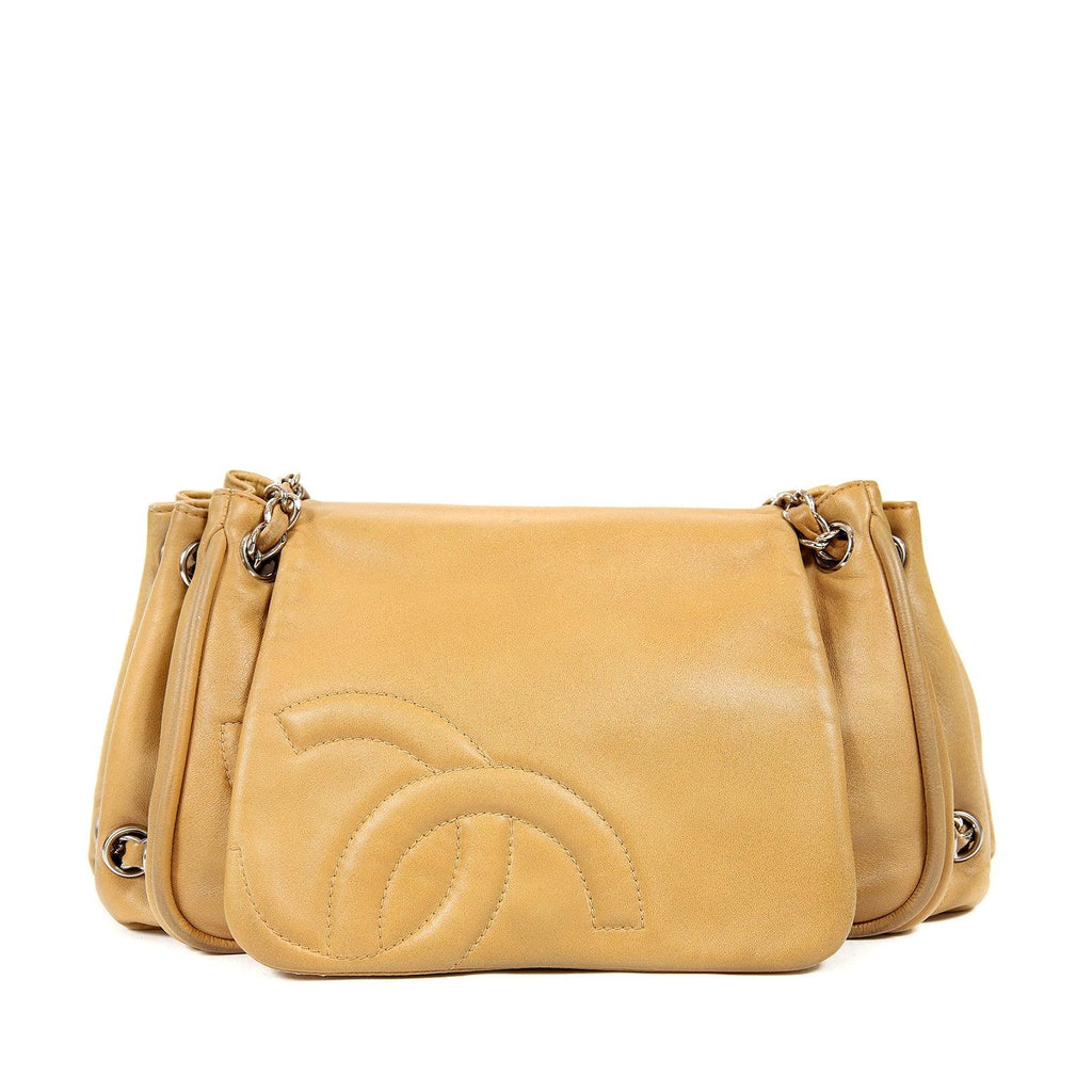 CHANEL ACCORDION FLAP BAG, brown suede with intertwined CC logo on